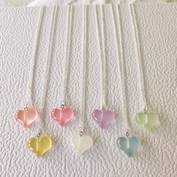 Pastel Heart Bubble Necklace - Picture 2 of 10